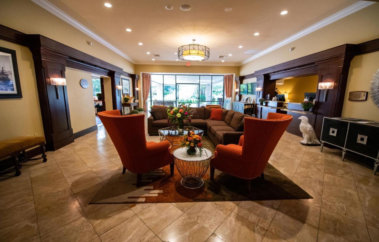Holiday Inn Bar Harbor Regency Hotel By Ihg Exteriör bild